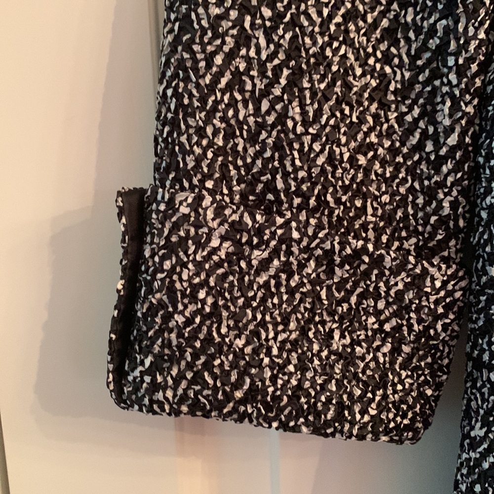 Jacket - Picture 3 of 4